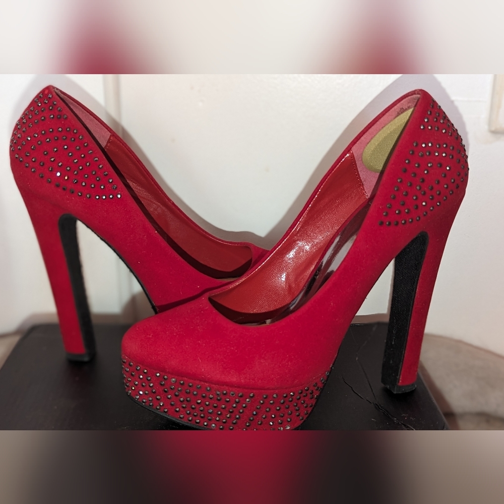 High (Chunky Heal) shoes